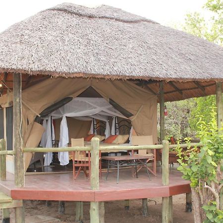 Mbali Mbali Tarangire River Camp Kwa Kuchinia ภายนอก รูปภาพ