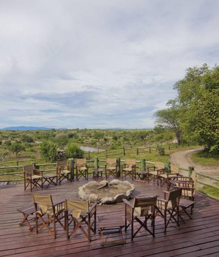 Mbali Mbali Tarangire River Camp Kwa Kuchinia ภายนอก รูปภาพ